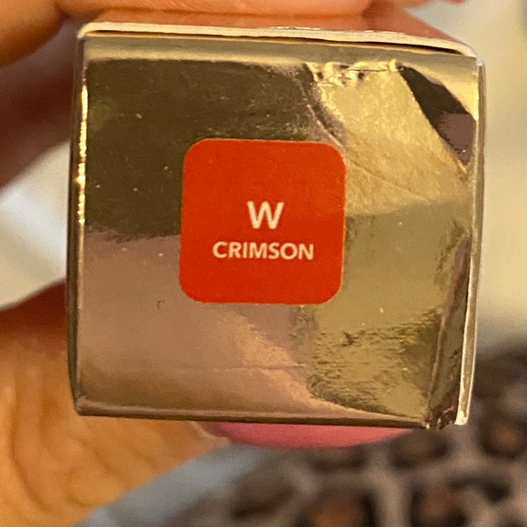 BECCA COSMETICS ULTIMATE LIPSTICK LOVE - CRIMSON BNIB - Picture 2 of 3